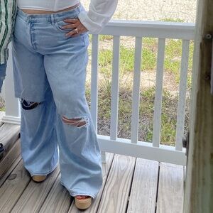 Size 20 regular AE wide leg jeans